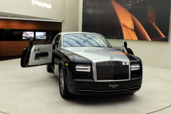 Картинка автомобили выставки+и+уличные+фото rolls-royce