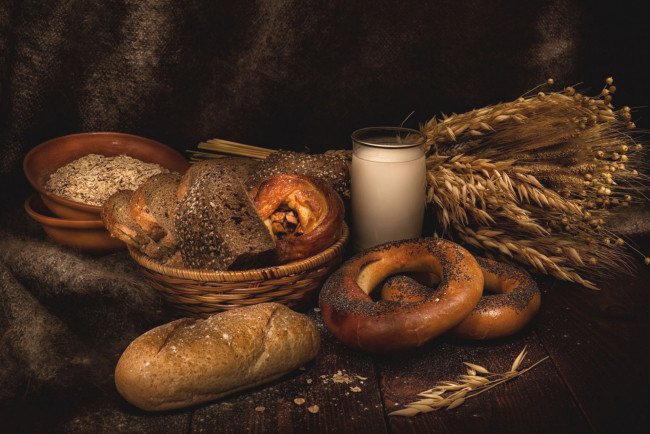 Обои картинки фото еда, хлеб,  выпечка, бублик, зерна