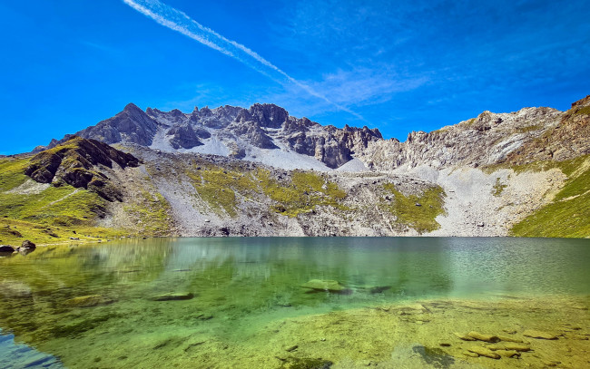 Обои картинки фото emerald lake merlet, savoie, france, природа, реки, озера, emerald, lake, merlet