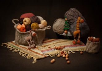 Картинка разное ремесла поделки рукоделие бусинки пряжа жираф мулине игрушка