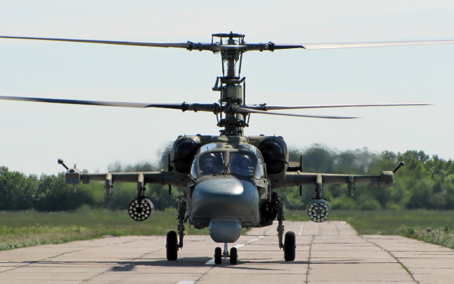 Обои картинки фото ка 52 аллигатор, авиация, вертолёты, ка52, аллигатор, ввс, россии, боевой, вертолет, аэродром