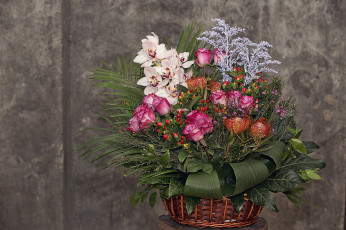 обоя цветы, букеты,  композиции, корзина, букет, орхидеи, розы