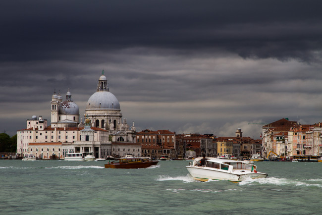 Обои картинки фото venice, italy, города, венеция, италия, катера