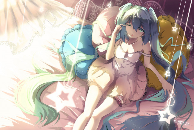 Обои картинки фото аниме, vocaloid, hatsune, miku, kuroi, asahi, арт, девушка, кровать, подушки