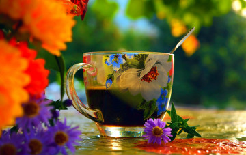 обоя еда, кофе,  кофейные зёрна, чашка, цветы