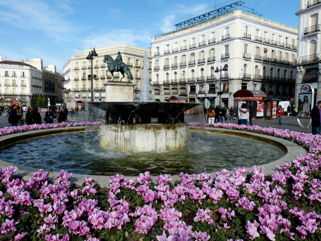 Обои картинки фото города, мадрид , испания, цветы, фонтан