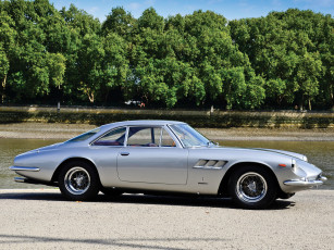 Картинка автомобили ferrari 500 серый sf uk-spec series i superfast