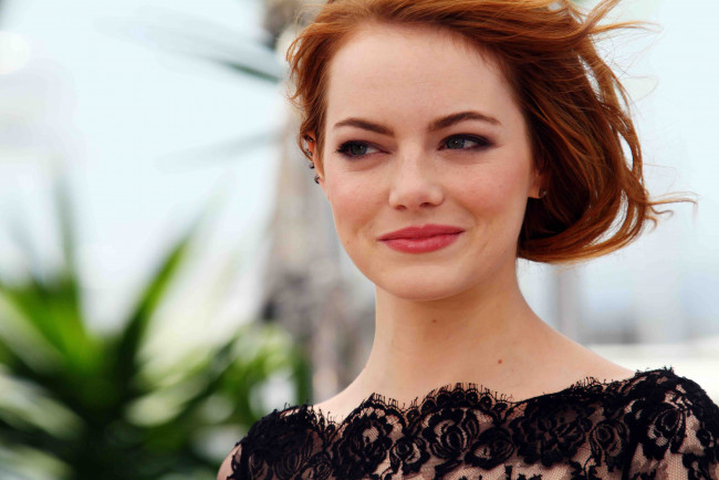 Обои картинки фото девушки, emma stone, эмма, стоун, актриса, рыжая, улыбка, лицо