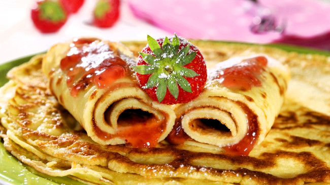 Обои картинки фото еда, блины,  оладьи, варенье, клубника, ягоды