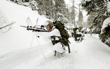 Картинка оружие армия спецназ солдат зима снег