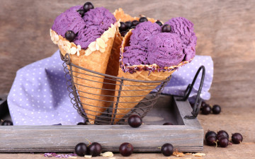 Картинка еда мороженое +десерты смородина десерт dessert sweet berries ice cream рожок вафля ягоды