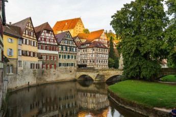 Картинка германия города -+улицы +площади +набережные мост водоем трава здания