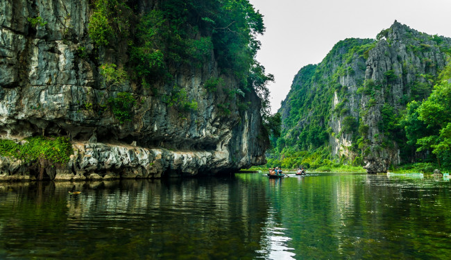 Обои картинки фото вьетнам, природа, реки, озера, растения, горы, люди, водоем