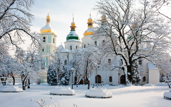 Обои картинки фото города, - православные церкви,  монастыри, снег, деревья, киев, украина, зима, софийский, собор