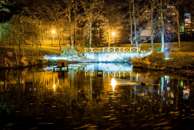 Обои картинки фото Чехия, природа, парк, здания, деревья, мост, водоем
