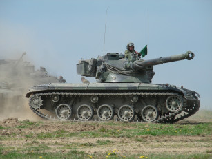 Картинка техника военная танк поле