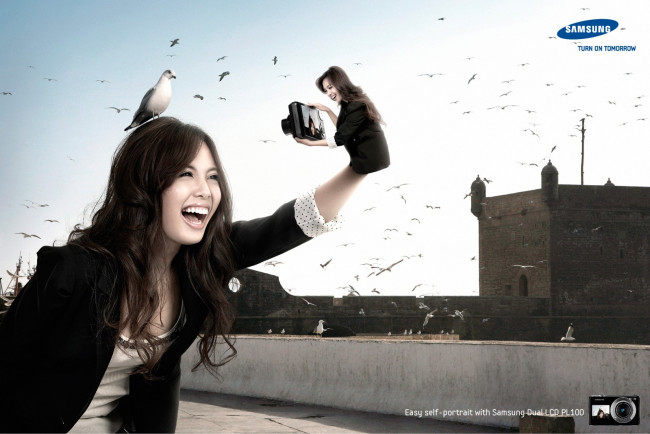 Обои картинки фото бренды, samsung, фотоаппарат, чайка, азиатка, девушка