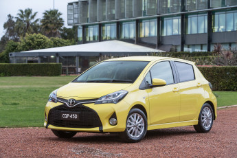 Картинка автомобили toyota zr желтый 2014г yaris