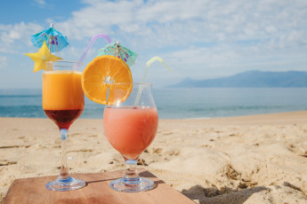 Картинка еда напитки +коктейль песок пляж море апельсин коктейль цитрус побережье
