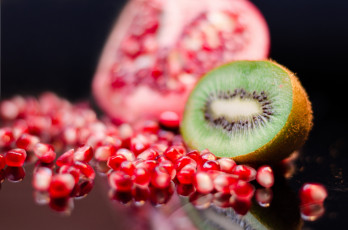 Картинка еда фрукты +ягоды киви зерна гранат