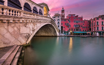 обоя города, венеция , италия, italy, rialto, bridge, channel, venice, panorama, grand, canal, san, bartolomeo, church, sunset, канал, венеция