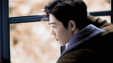 Картинка мужчины xiao+zhan актер лицо куртка окно