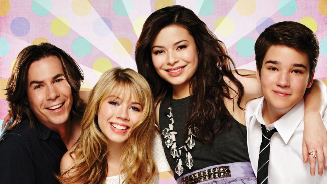 Обои картинки фото кино фильмы, icarly , сериал, компания, лица