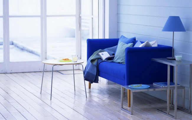 Обои картинки фото интерьер, мебель, чашка, синий, комната, дизайн, стиль, кресло, диван