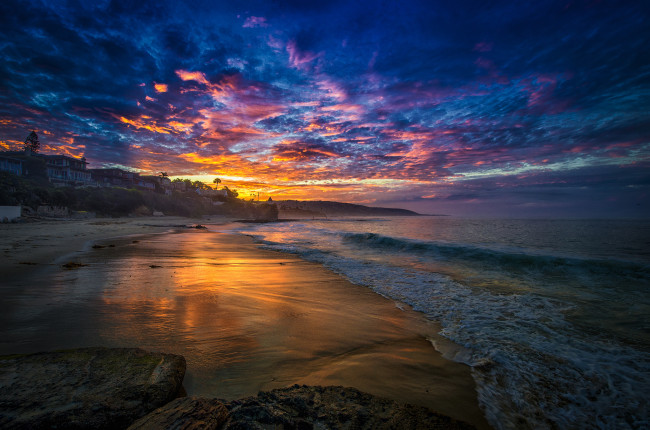 Обои картинки фото природа, восходы, закаты, закат, пляж, океан, тучи, волны