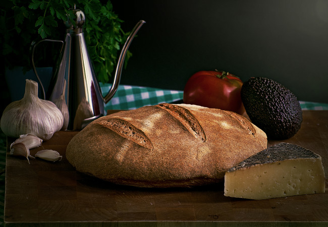 Обои картинки фото еда, натюрморт, кофейник, хлеб, сыр