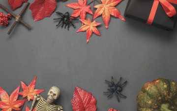 Картинка праздничные хэллоуин maple leaves осенние gifts autumn background wood halloween хеллоуин подарки дерево листья фон осень