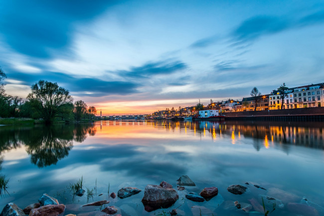 Обои картинки фото arnhem, netherlands, города, - огни ночного города