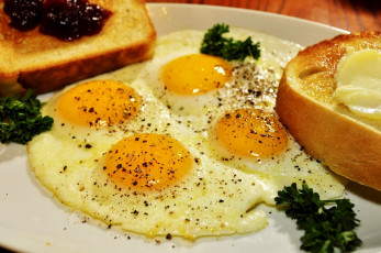 Картинка еда Яичные блюда петрушка специи яичница