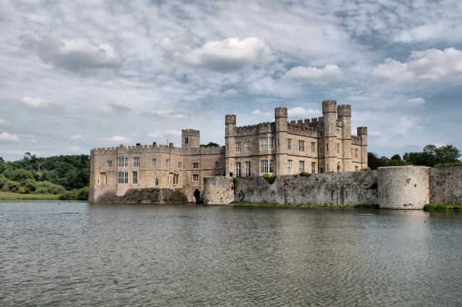 Обои картинки фото leeds, castle, kent, england, города, дворцы, замки, крепости, стены, вода, башни