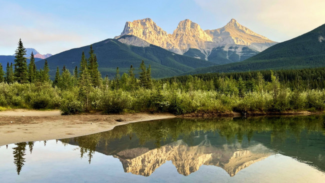 Обои картинки фото three sisters, alberta, природа, горы, three, sisters