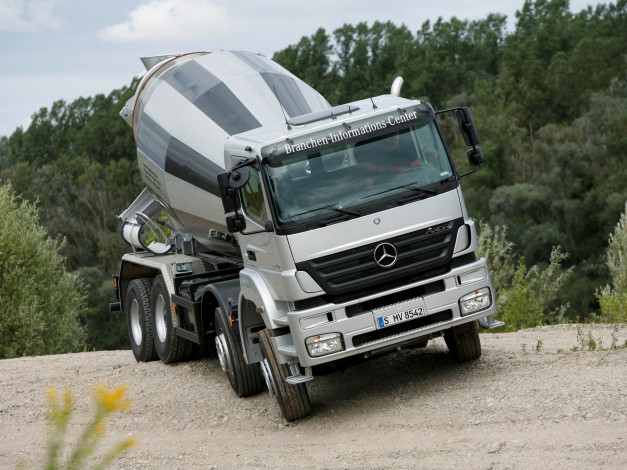 Обои картинки фото автомобили, mercedes, trucks