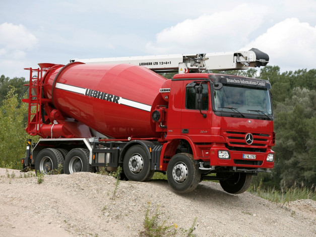 Обои картинки фото автомобили, mercedes, trucks