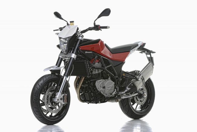 Обои картинки фото мотоциклы, husqvarna