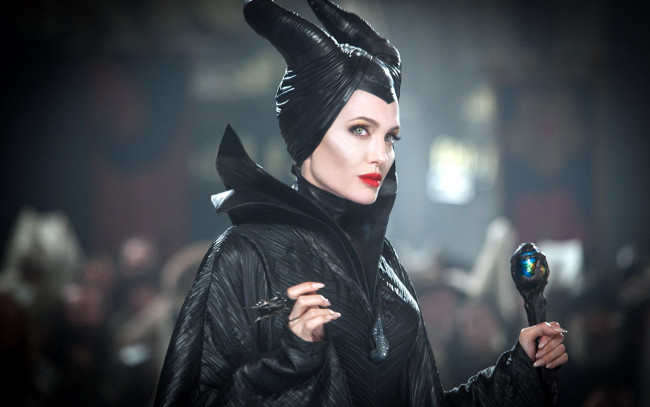 Обои картинки фото кино фильмы, maleficent, angelina, jolie