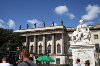 Картинка города берлин+ германия университет памятник