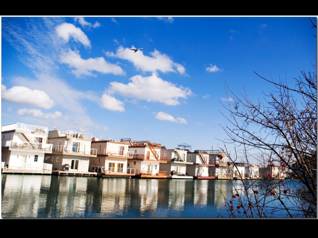 Обои картинки фото true, lake, house, by, marpo3, города, улицы, площади, набережные