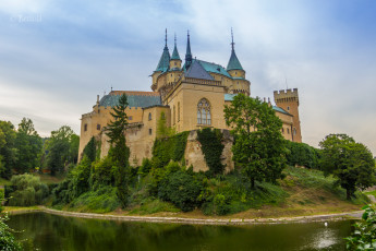 Картинка castle+bojnice+-+slovakia города -+дворцы +замки +крепости башни стены замок