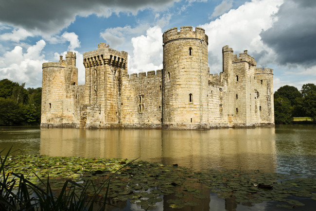 Обои картинки фото bodiam castle, города, - дворцы,  замки,  крепости, стены, башни, замок