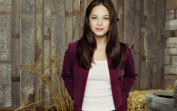 Картинка Kristin+Kreuk девушки   пиджак майка