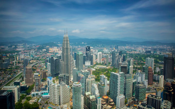 обоя города, куала-лумпур , малайзия, petronas, towers, куала-лумпур, kuala, lumpur, панорама, башни, петронас, malaysia, небоскрёбы, здания