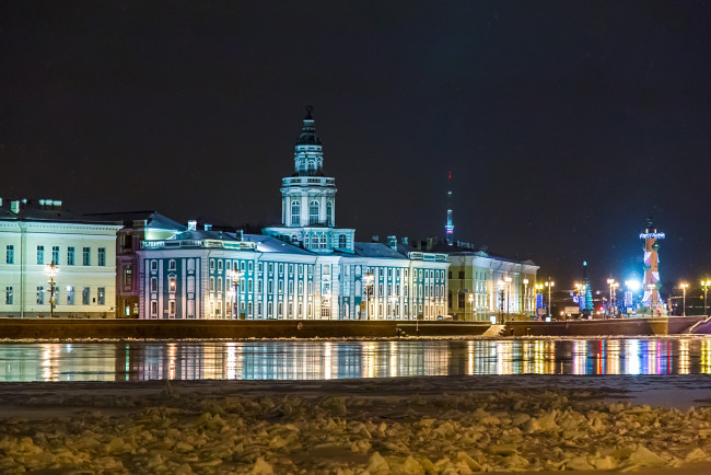 Обои картинки фото города, санкт-петербург,  петергоф , россия, кунсткамера, санкт, петербург, дома, река