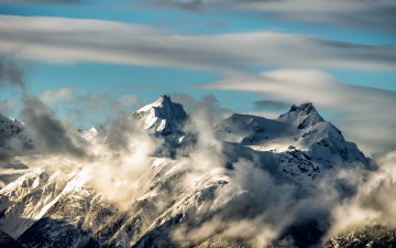 Картинка природа горы пики облака