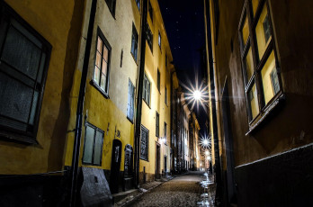 Картинка города стокгольм+ швеция дома улочка узкая вечер