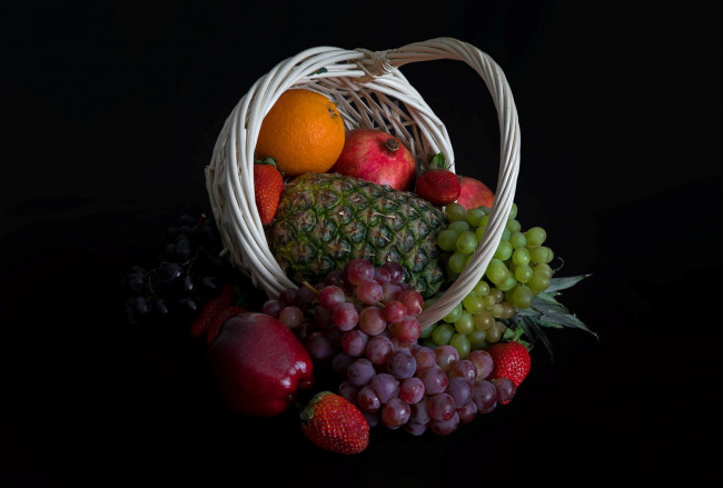 Обои картинки фото еда, фрукты,  ягоды, яблоки, апельсин, гранат, клубника, натюрморт, виноград, ананас