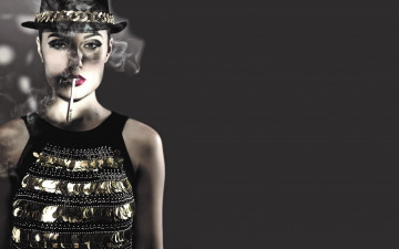 Картинка девушки sasha+grey+ marina+ann+hantzis топ сигарета дым цепь шляпа